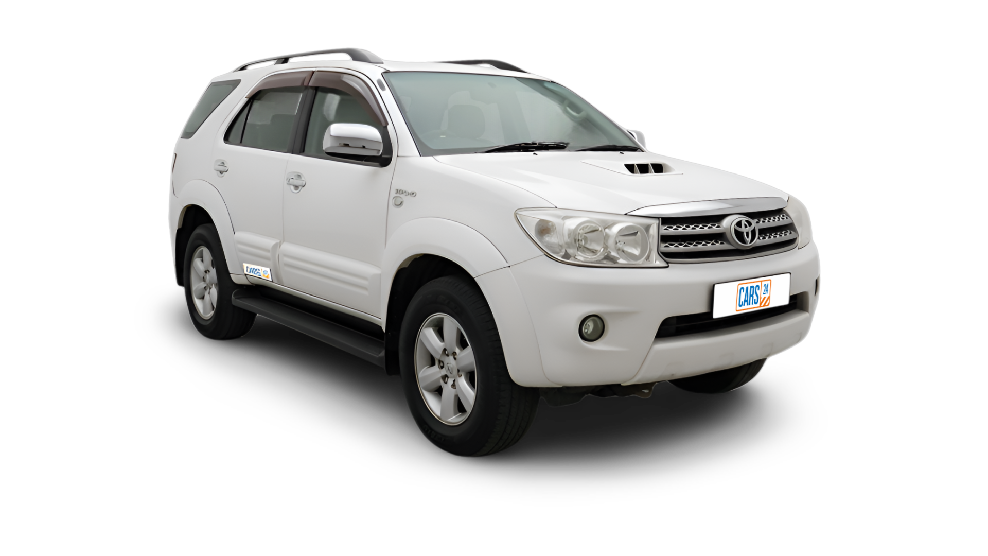 Toyota Fortuner-img